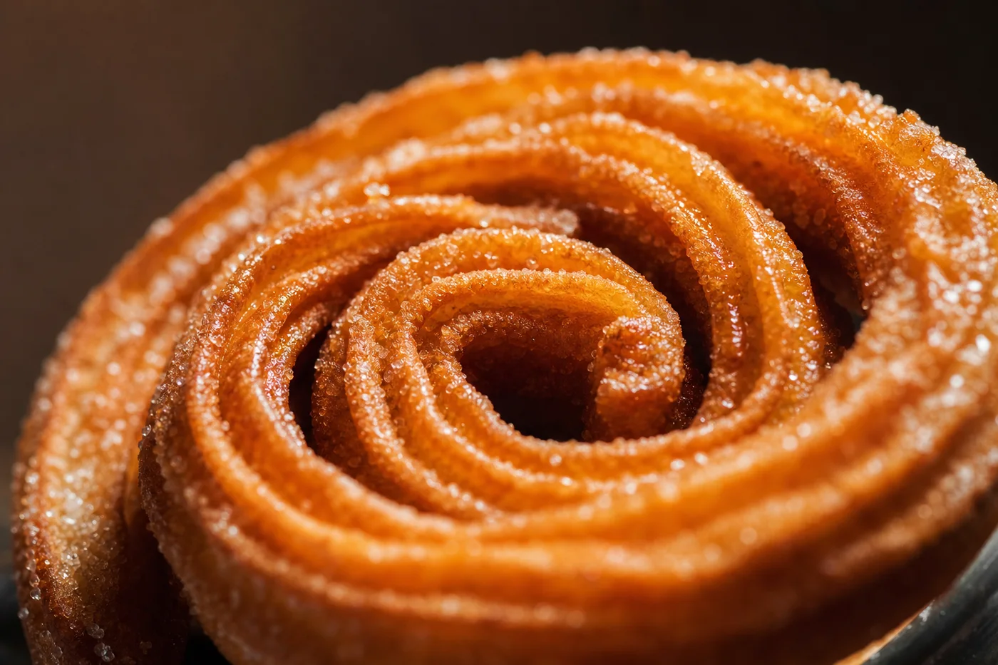 Detalle de churro recién hecho con azúcar, La Tradición